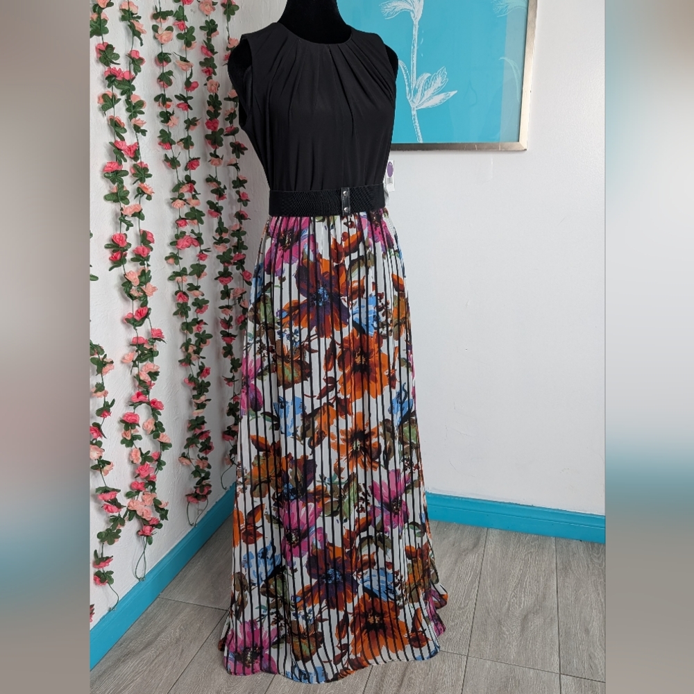 Danny & Nicole Multicolor Floral Pleated Maxi Skirt